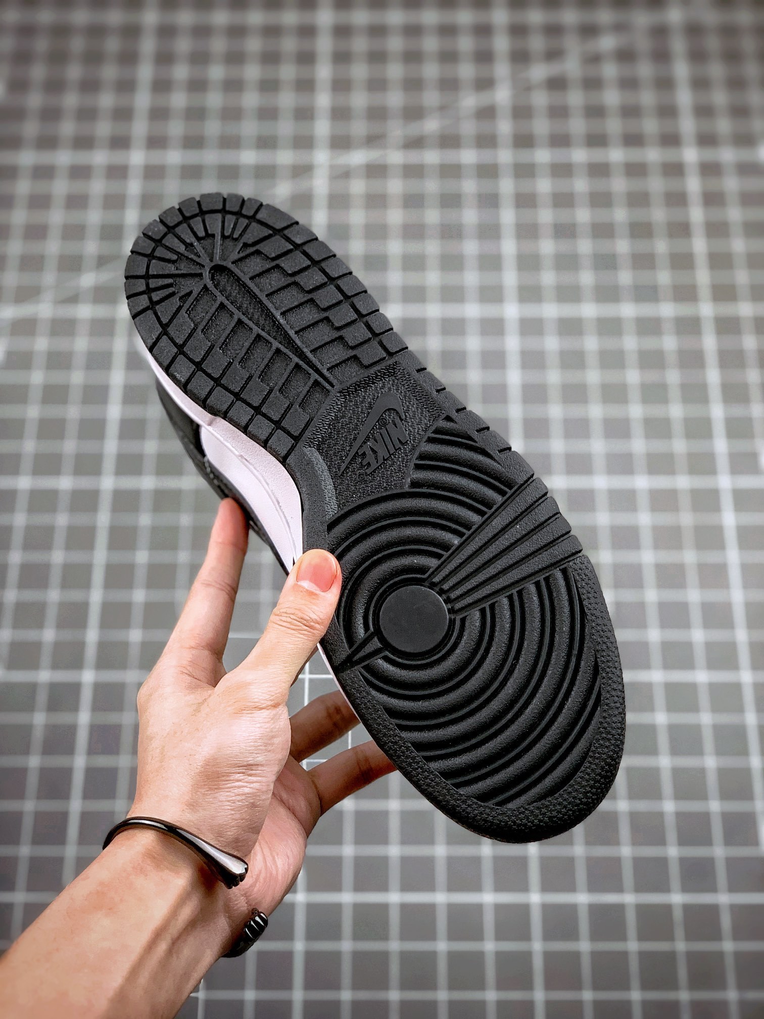 . SB Dunk Low "UNLV" sneakers-Luxeon