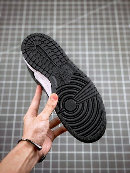 . SB Dunk Low "UNLV" sneakers-Luxeon