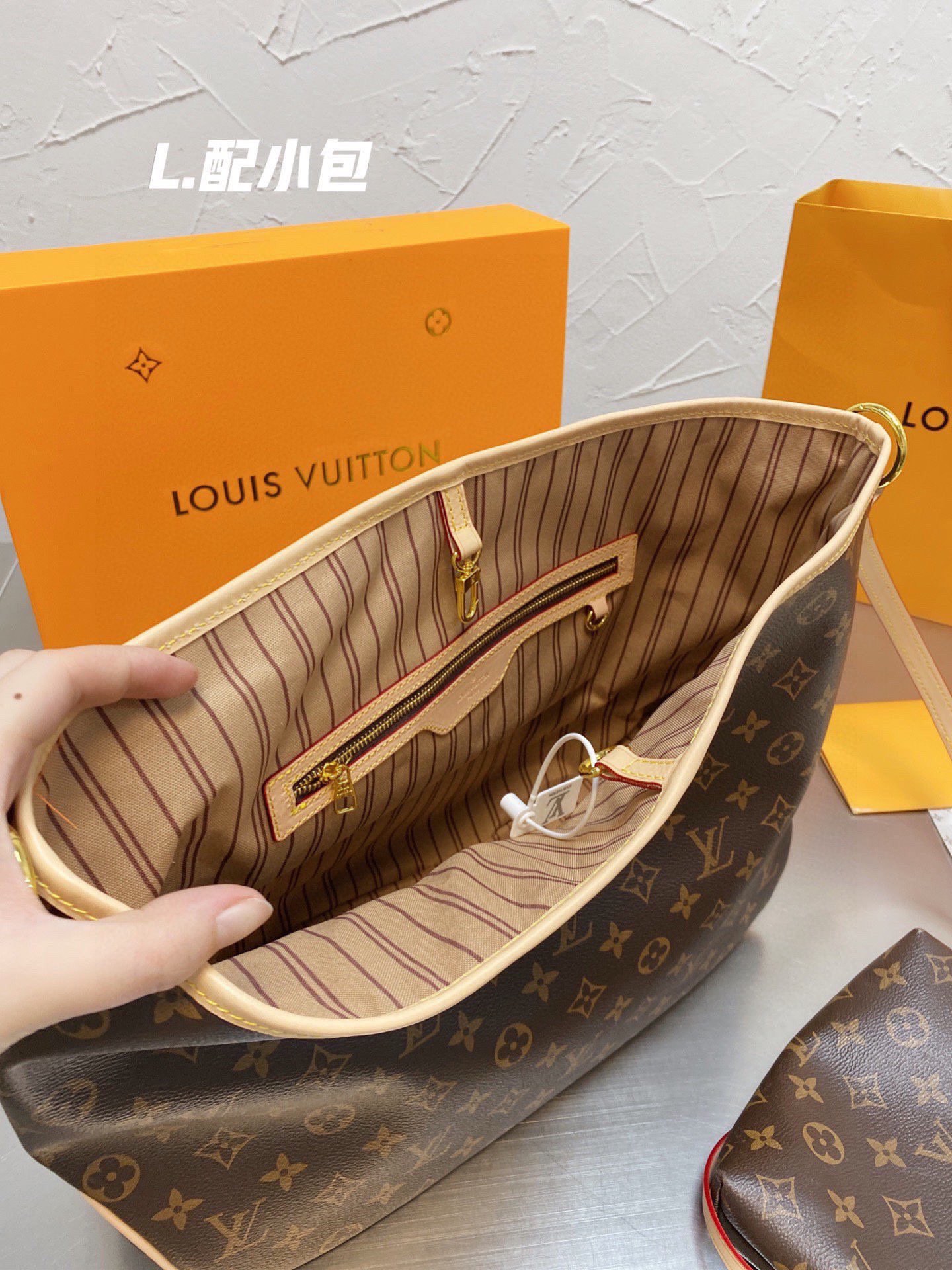 L style . Handbags Tote Shopping Bags 2 In 1-Luxeon