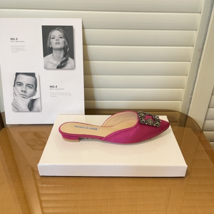 Manolo Blahnik pointed toe flat slippers-Luxeon