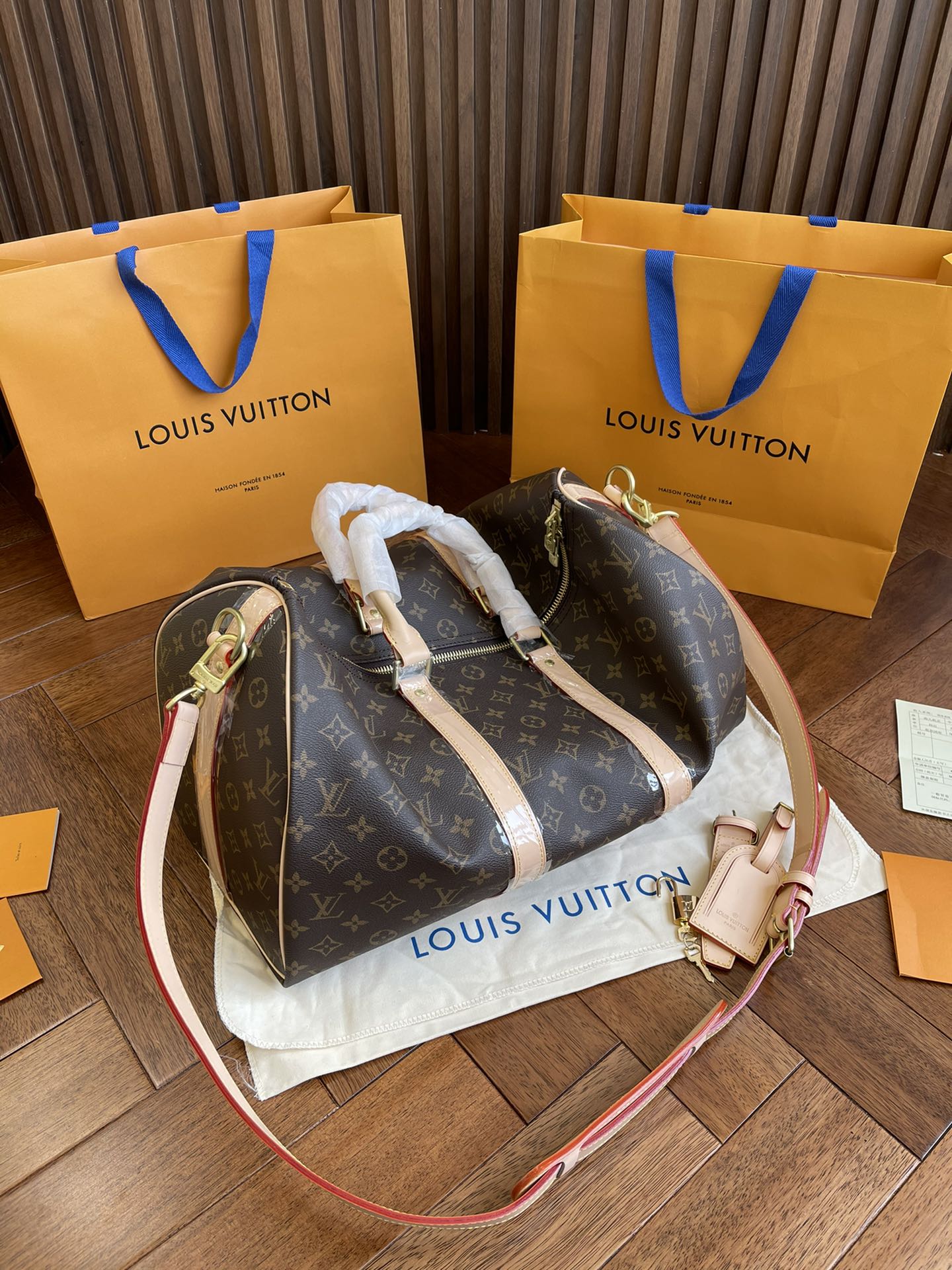 L style . Keepall Travel Bags-Luxeon