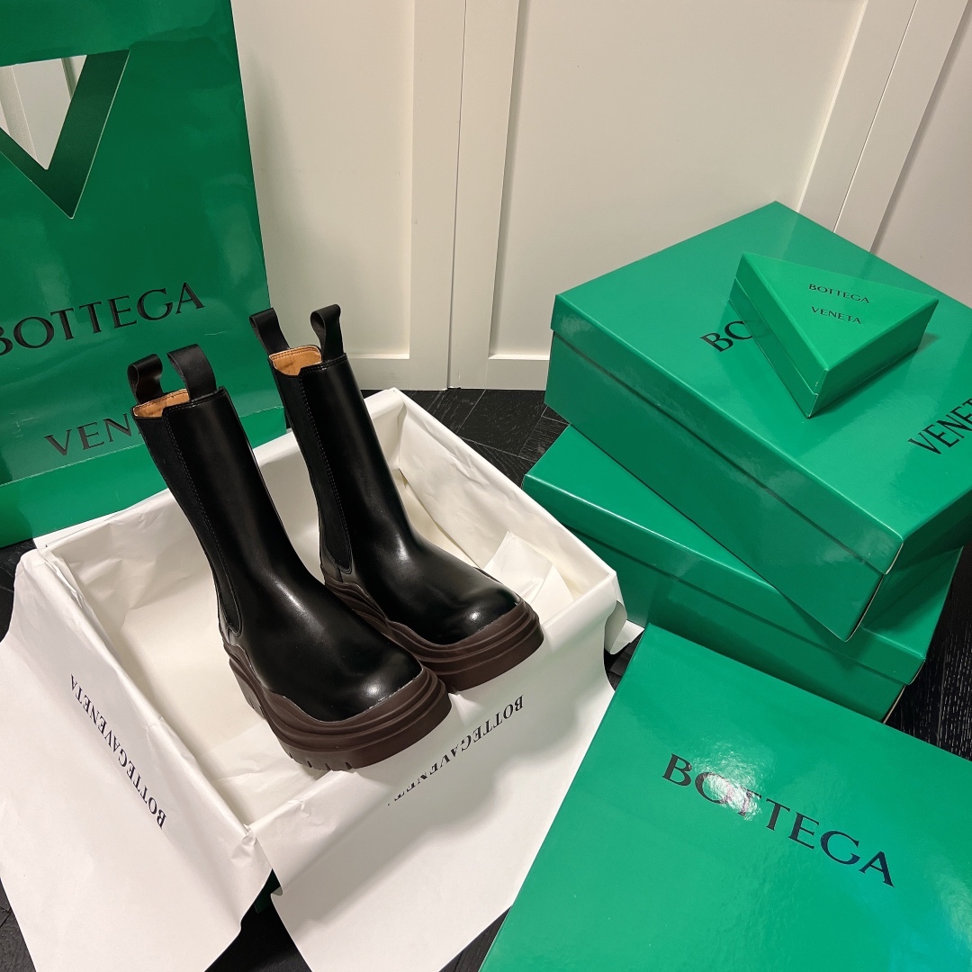 Bottega Venet mid-calf heeled boots-Luxeon