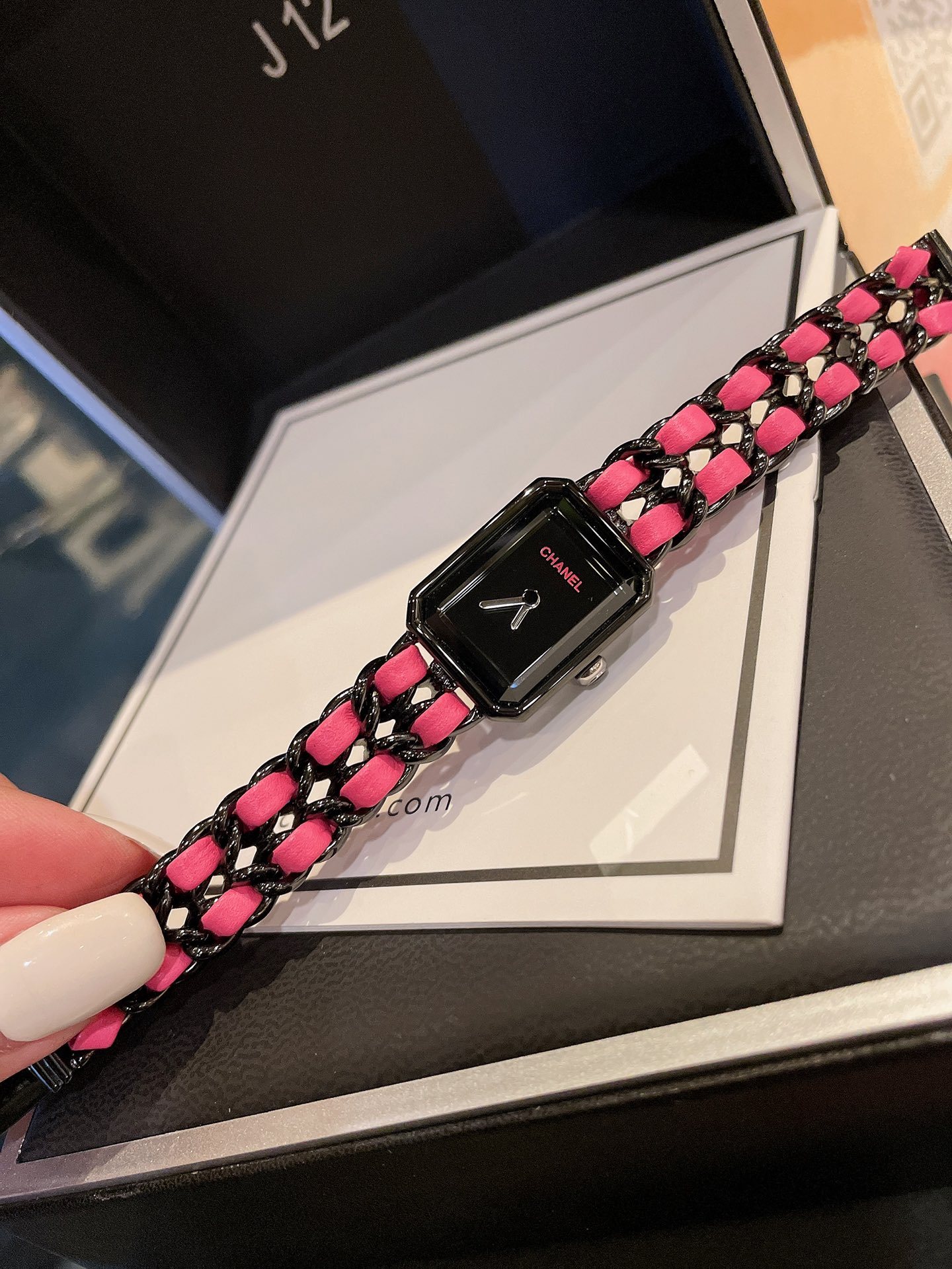 C style PREMIERE ELECTRO Women Wristwatch Leather Bracelet Band-Luxeon