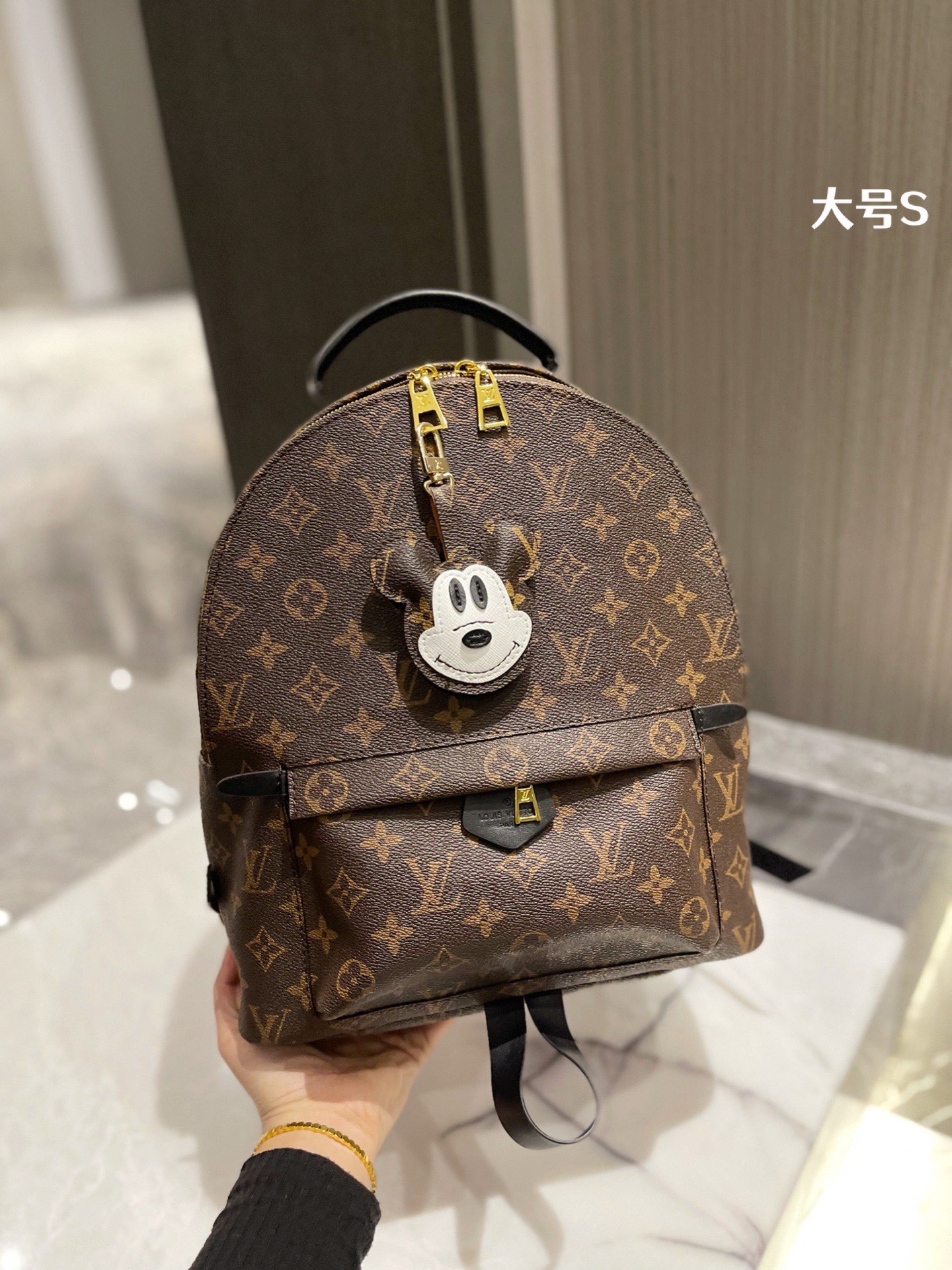 . Backpack Mickey-Luxeon