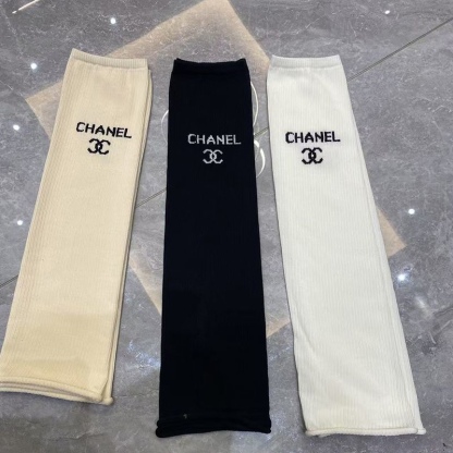 Solid color logo socks