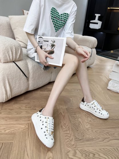 L style trendy women sneakers casual shoes-Luxeon