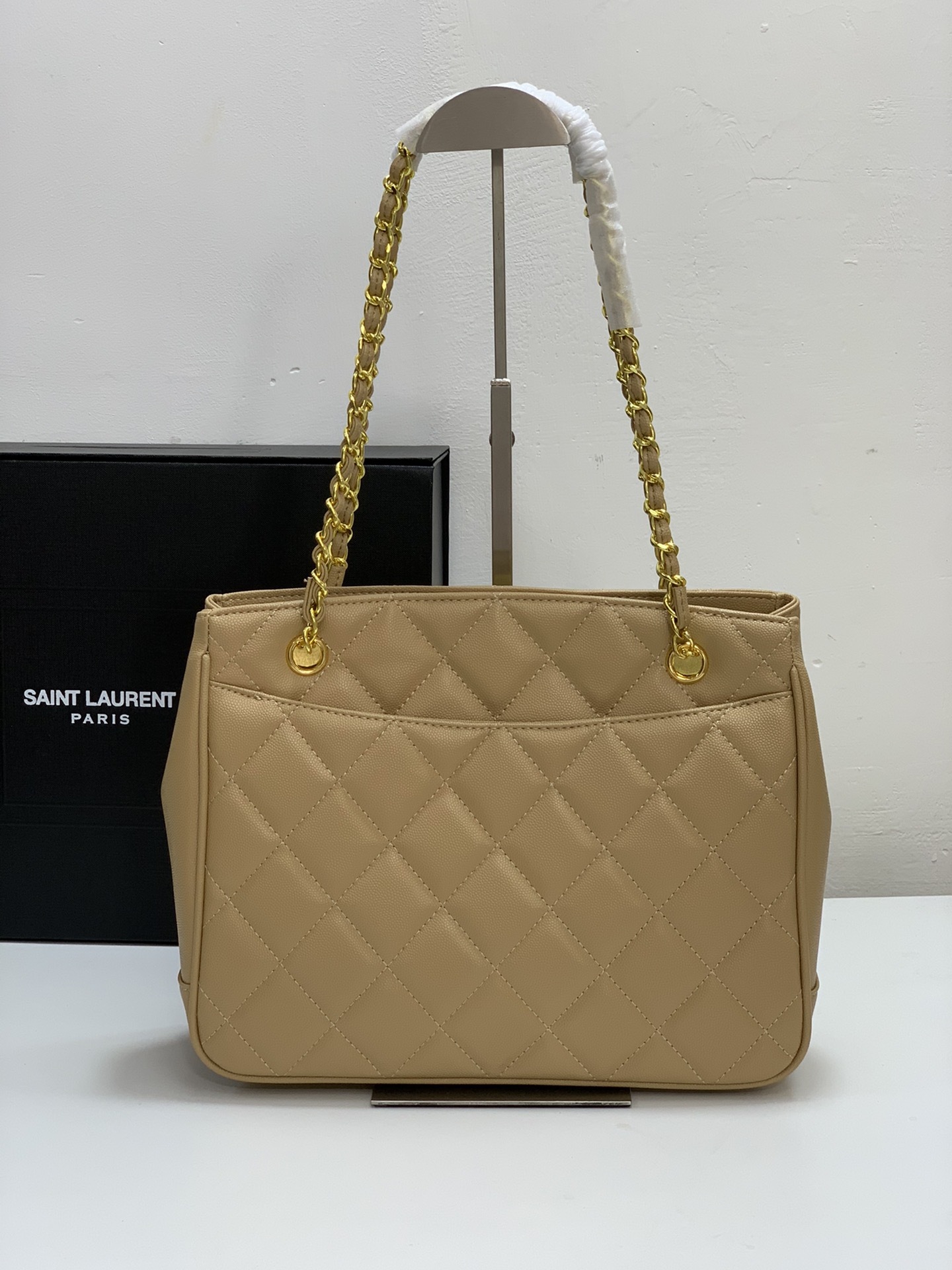 C style vintage handbag-Luxeon