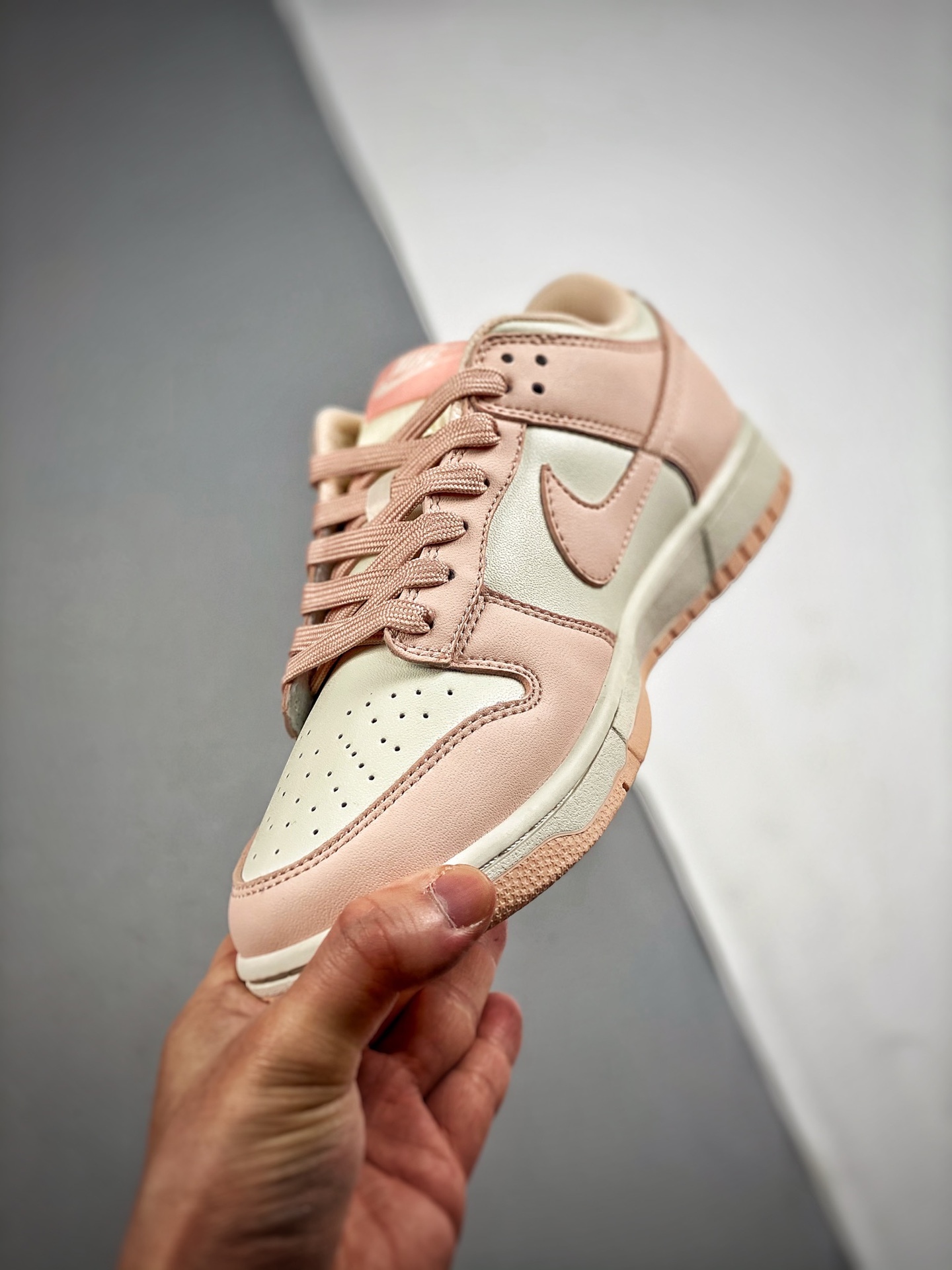 . SB Dunk Low "UNLV" sneakers-Luxeon