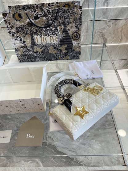 D style Lady D-joy Handbags-Luxeon