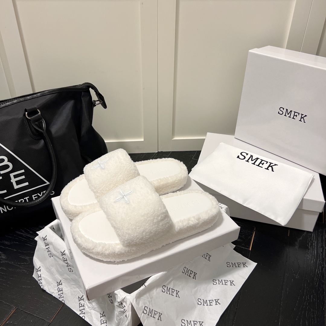 SMFK new wool fuzz slippers-Luxeon