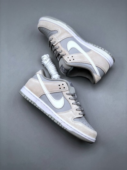 . SB Dunk Low "UNLV" sneakers-Luxeon