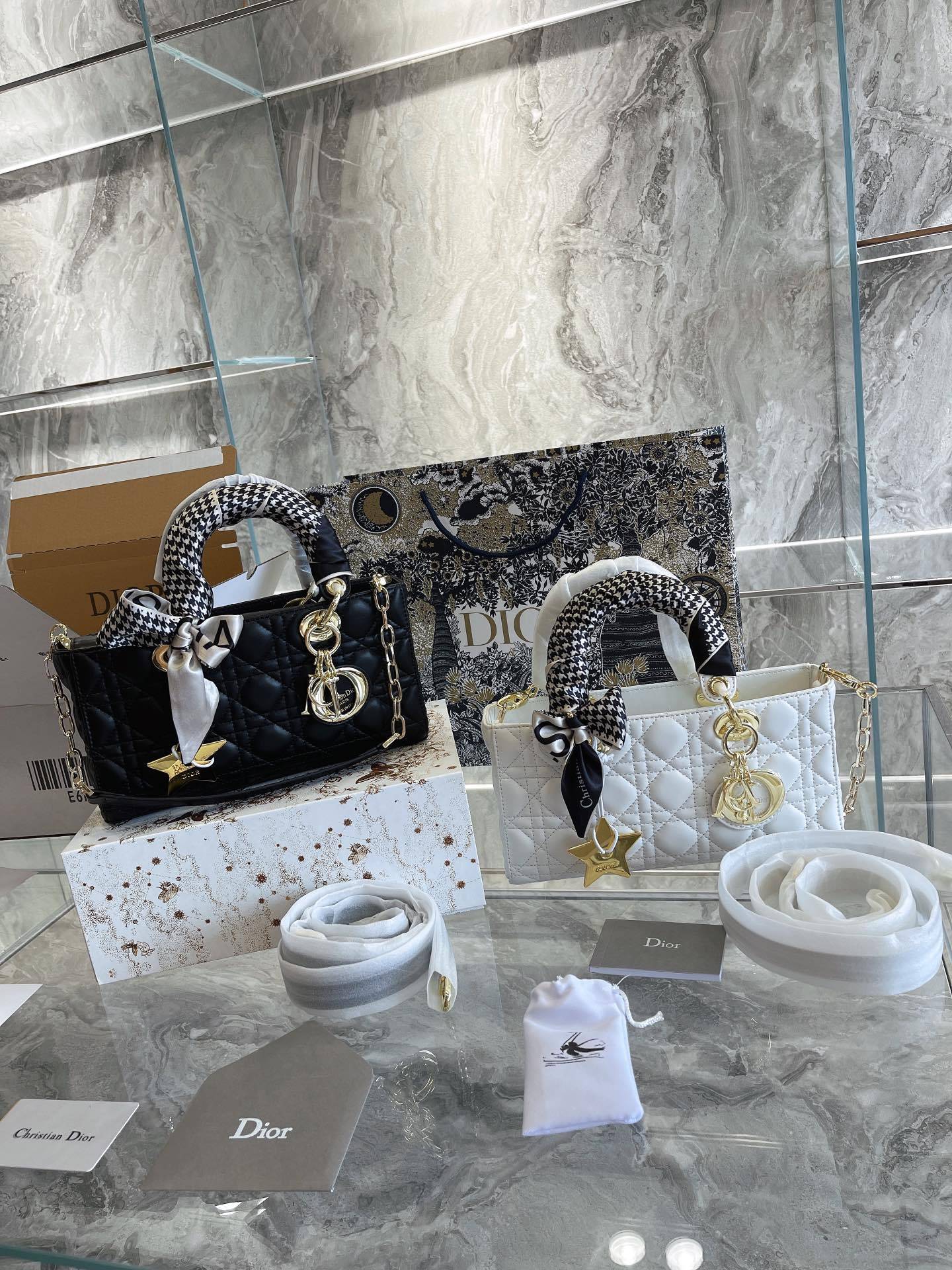 D style Lady D-joy Handbags-Luxeon