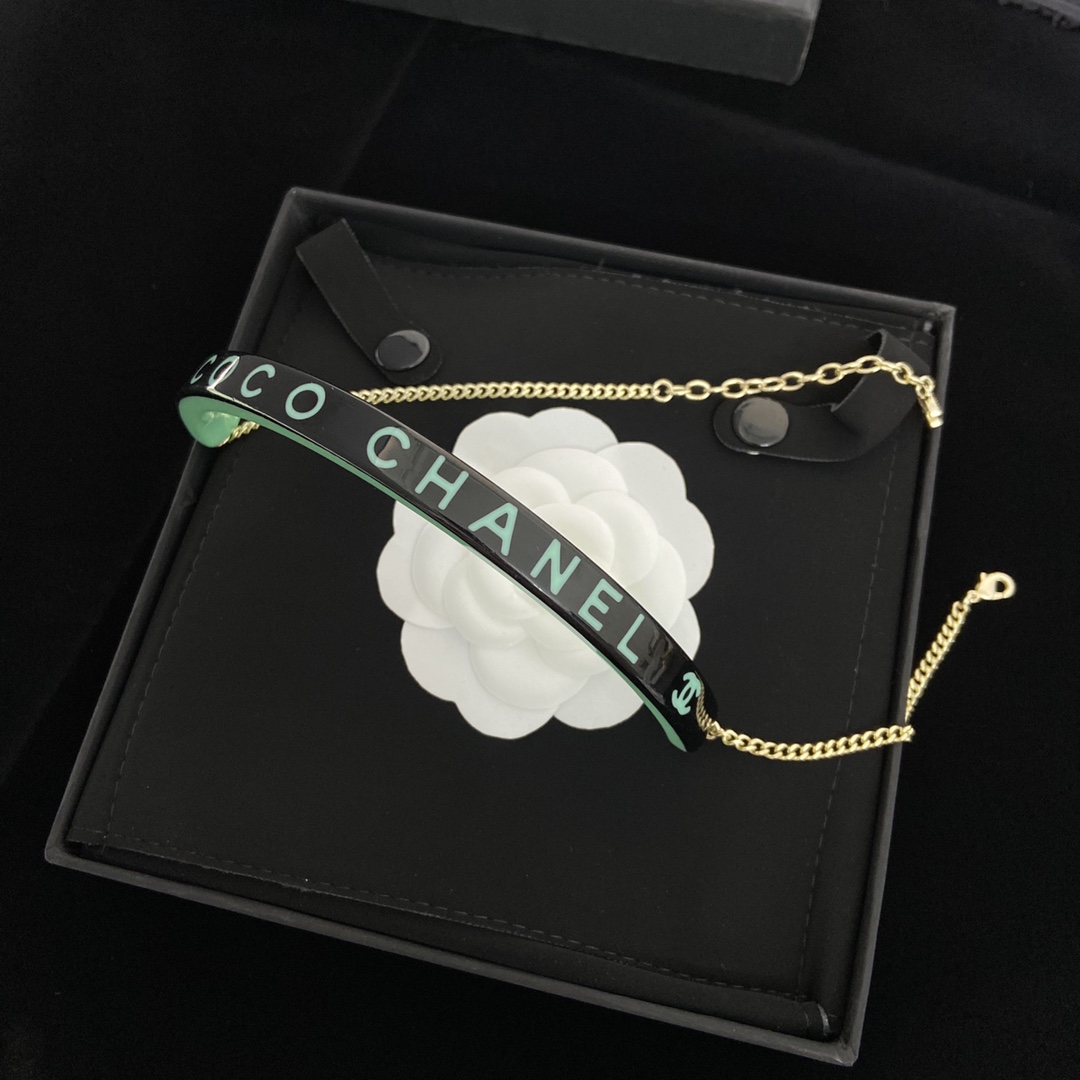 New C style Fashion Necklace-Luxeon