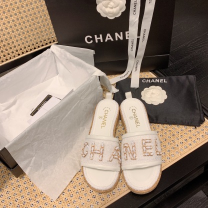 C style embroidered logo slides-Luxeon