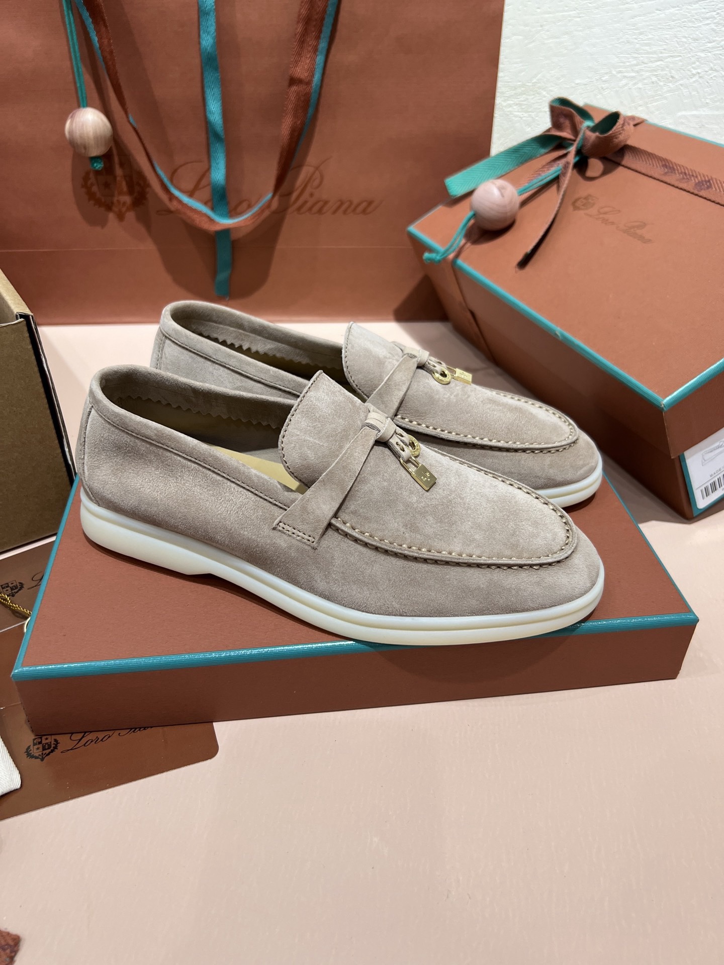 Casual loafers