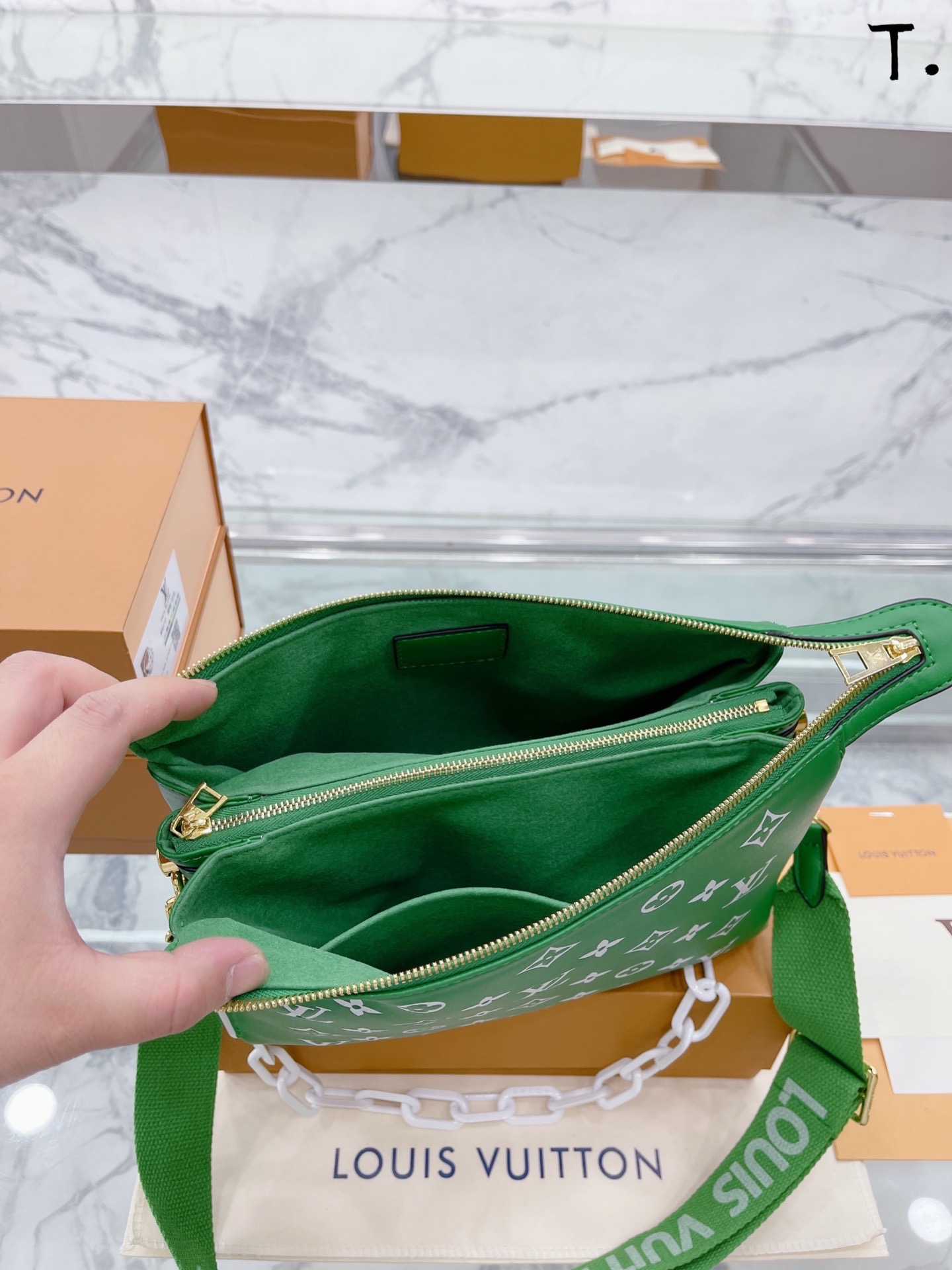 L style handbags shoulderr bags-Luxeon