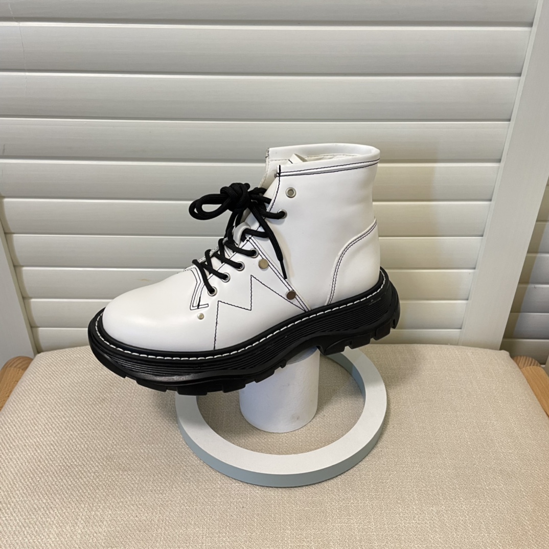 Alexander McQueen British style women rider short boots-Luxeon