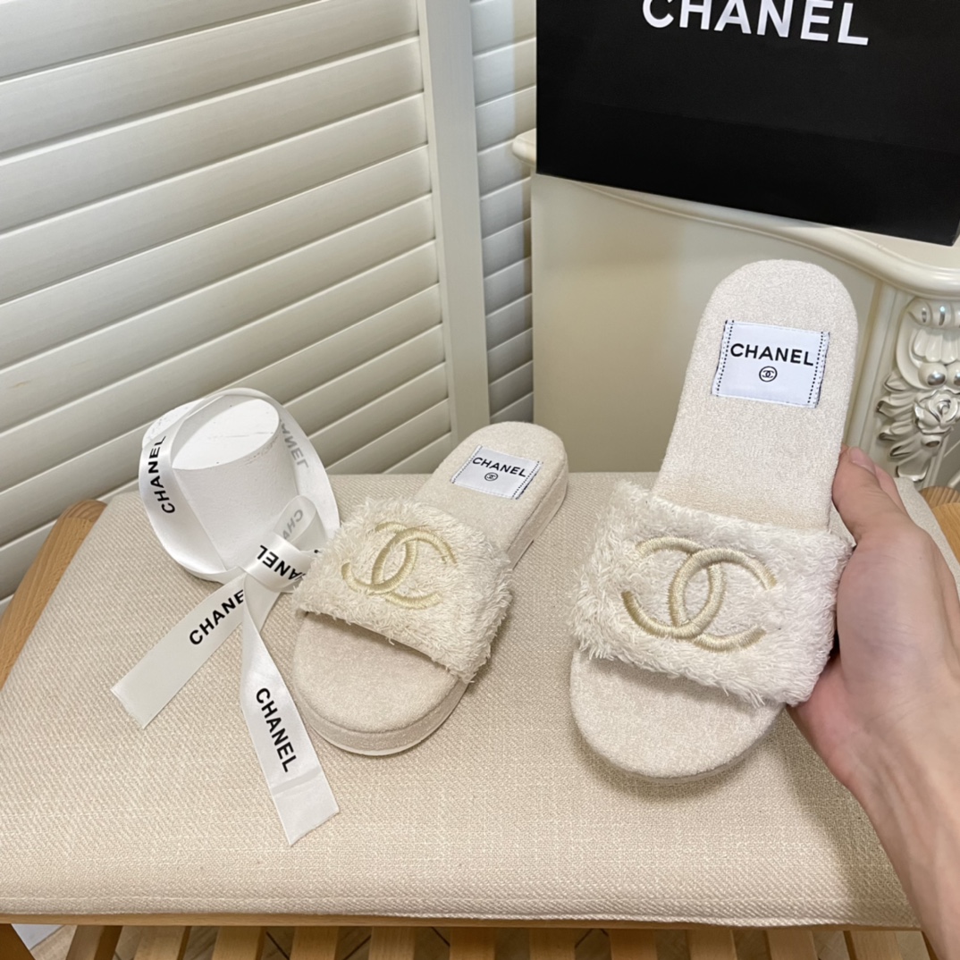 C style double-C winter wool slippers-Luxeon