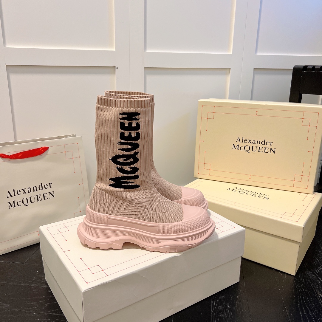 Alexander McQueen women sneakers sock boots-Luxeon