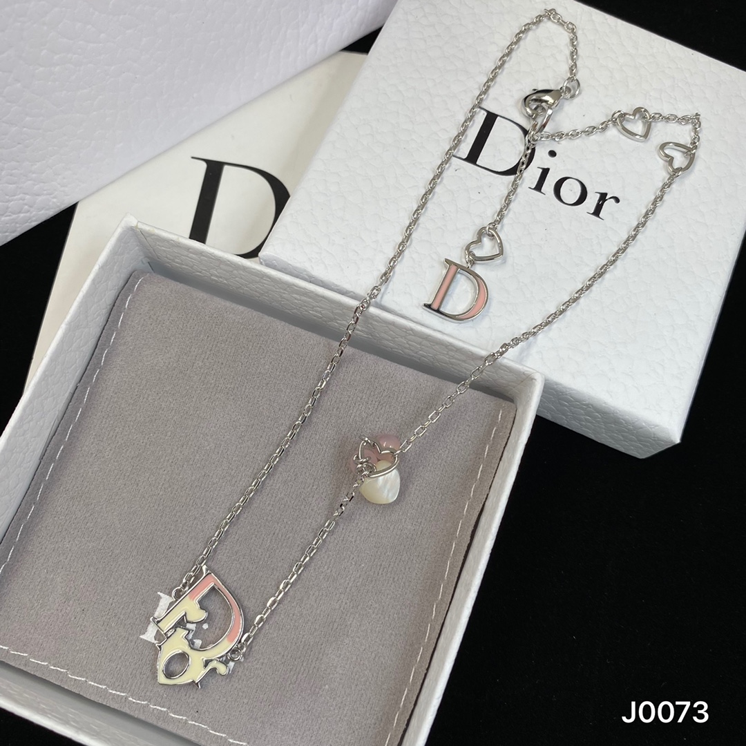 D style fashion trend necklace-Luxeon