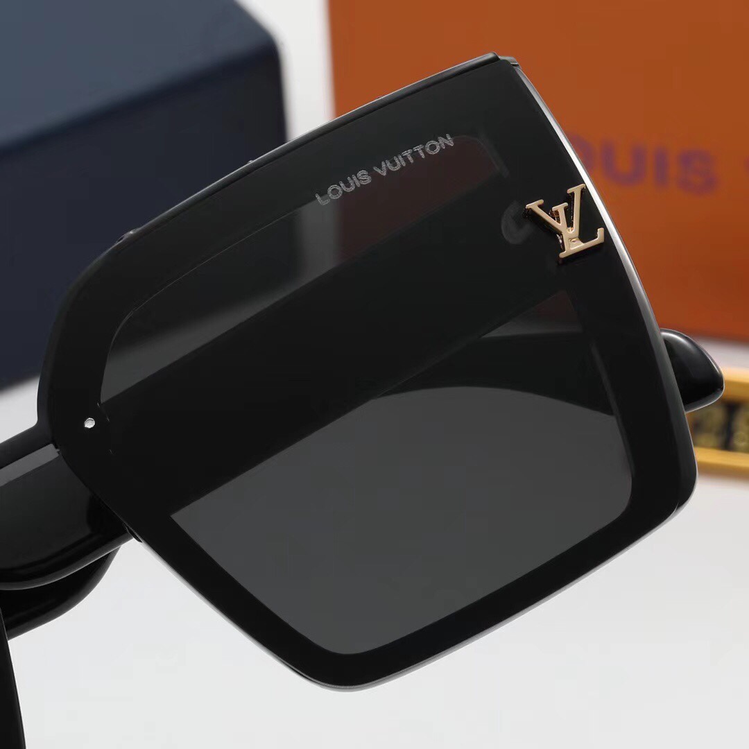 L style Retro Fashion Sunglasses-Luxeon