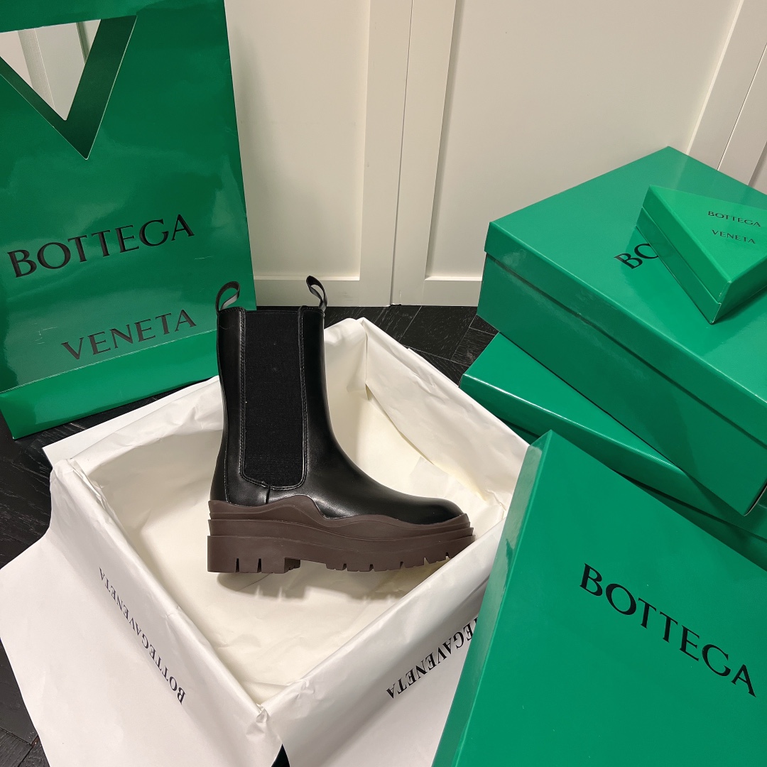 Bottega Venet mid-calf heeled boots-Luxeon
