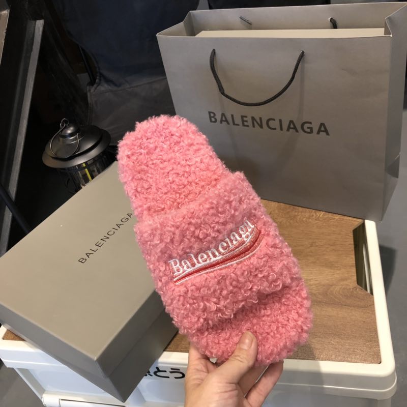 B style new women fur slippers with logo upper-Luxeon