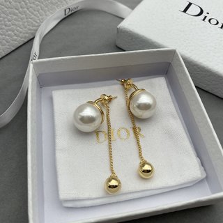 D style Ring Chain Tassel Pearl Stud Earrings-Luxeon