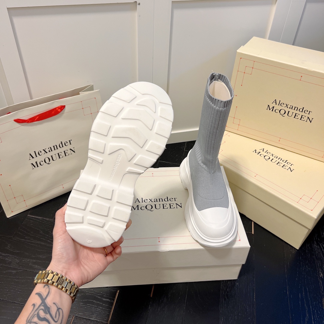 Alexander McQueen women sneakers sock boots-Luxeon