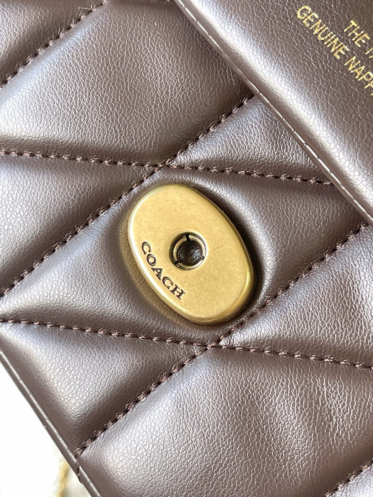 Diamond-patterned handbag26*15