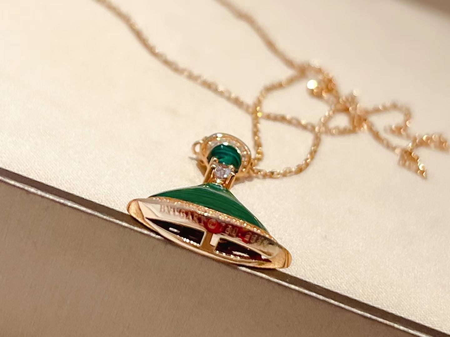 Bulgari Classic S925 Sterling Silver Small Skirt Necklace-Luxeon