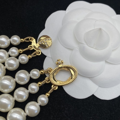 Western Queen Mother's Pearl Necklace-Luxeon