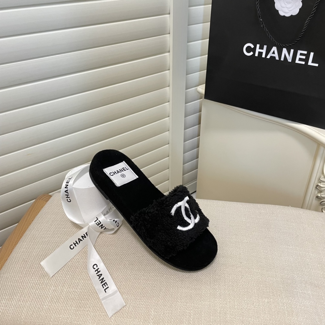 C style double-C winter wool slippers-Luxeon