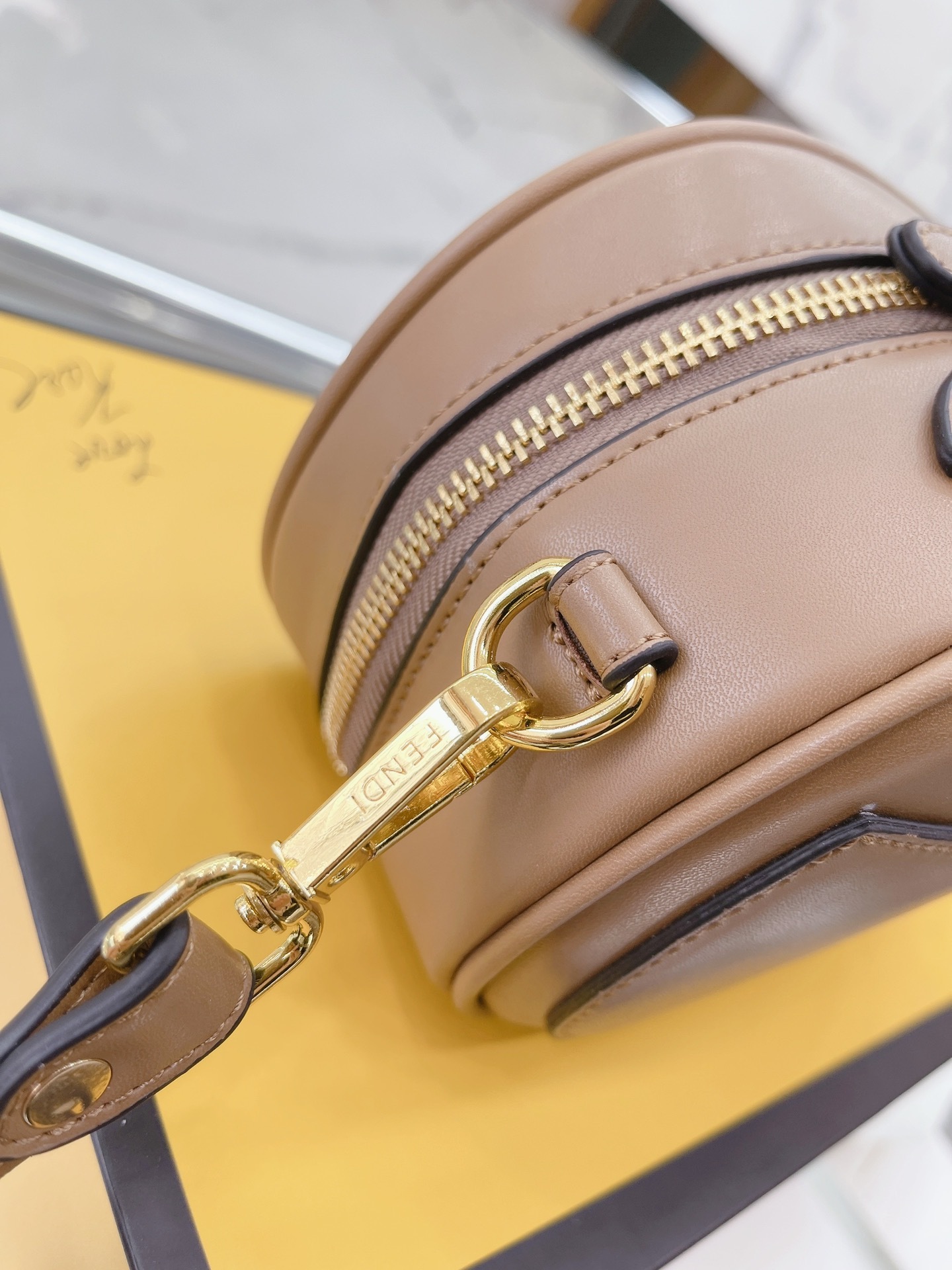 F style Camera Case Shoulder Bags-Luxeon