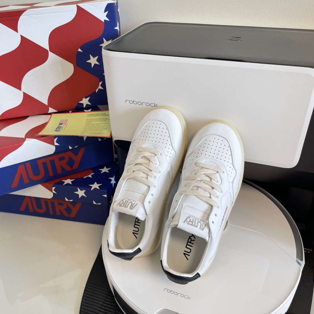 AUTRY new women vulanized shoes sports shoes-Luxeon