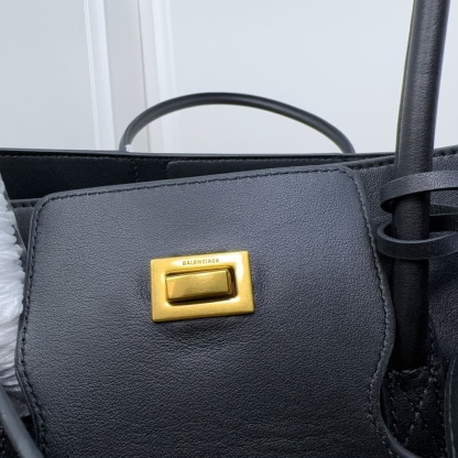 handbag 36.5*14.6*28cm