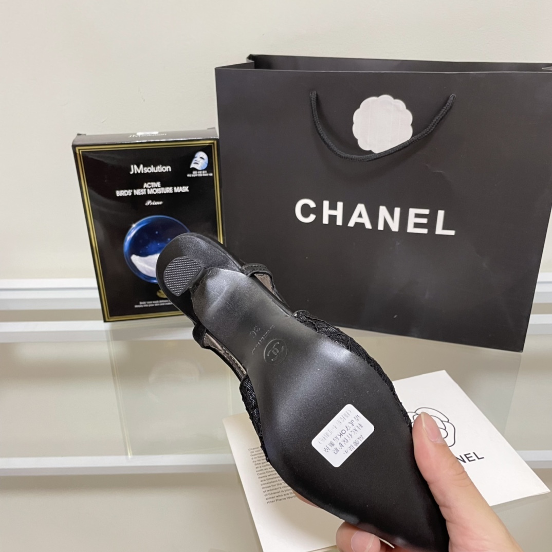 C style Vintage double-C sandals-Luxeon