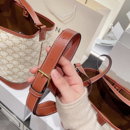 C style Handbags Tote Bags-Luxeon