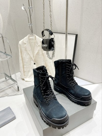 B style Strike big toe boots-Luxeon