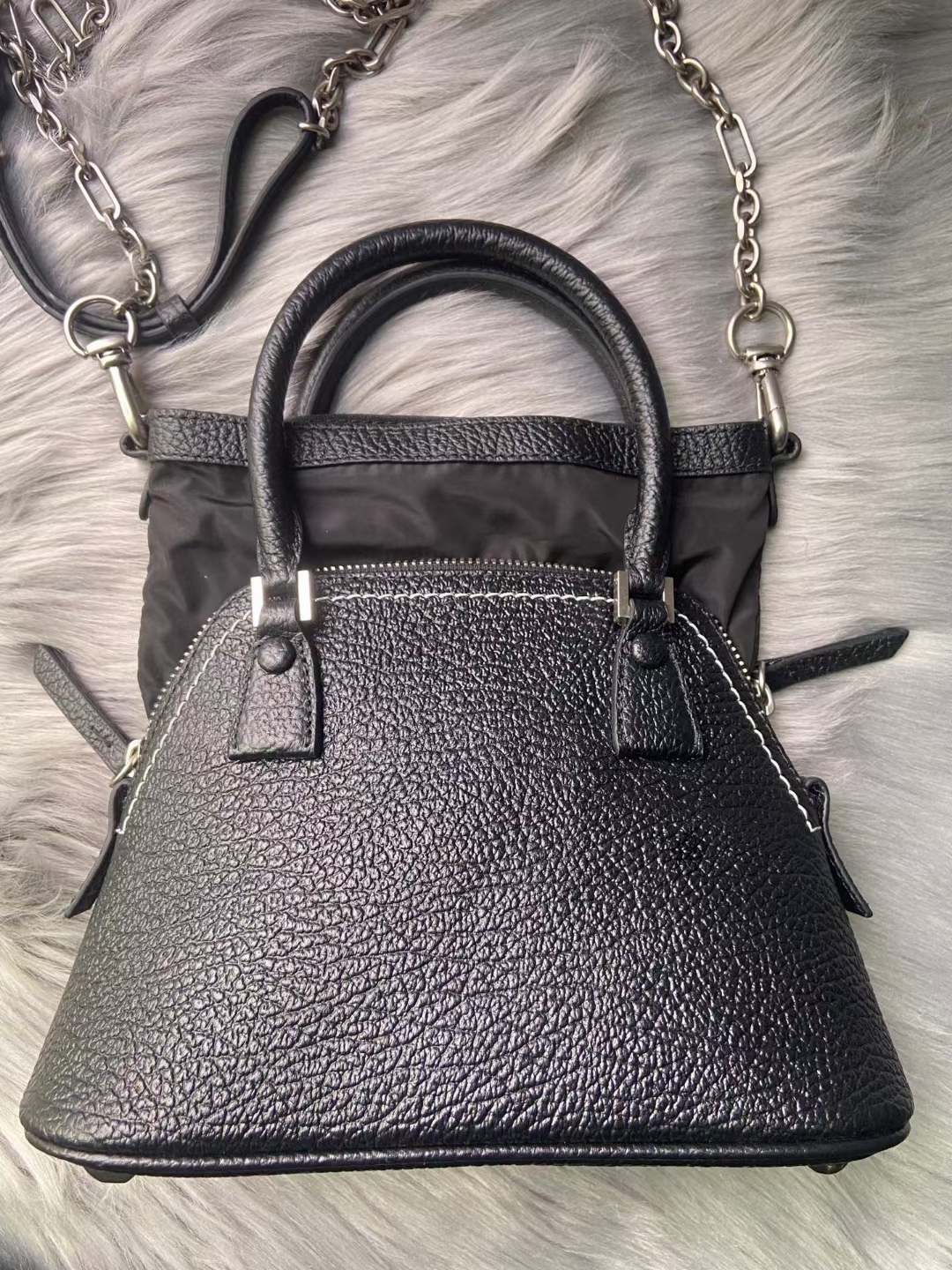 Maison Margiela Shoulder Bags Shell Bags MM6-Luxeon