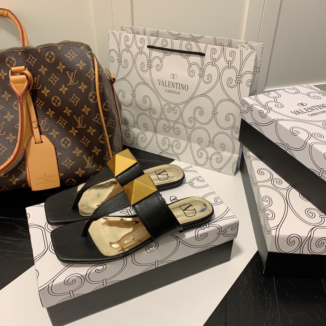 Valentino Nail Series Platform Slippers-Luxeon