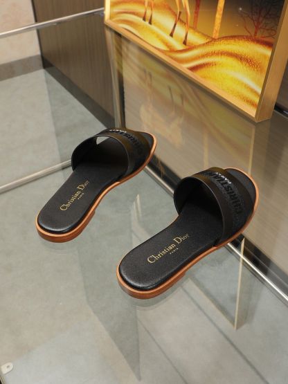 D Style Sandals