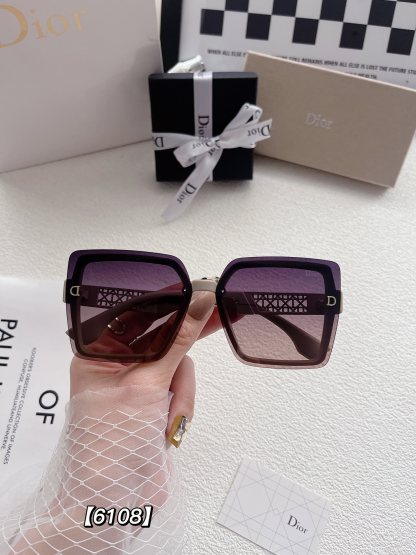 D style women fashion sunglasses-Luxeon