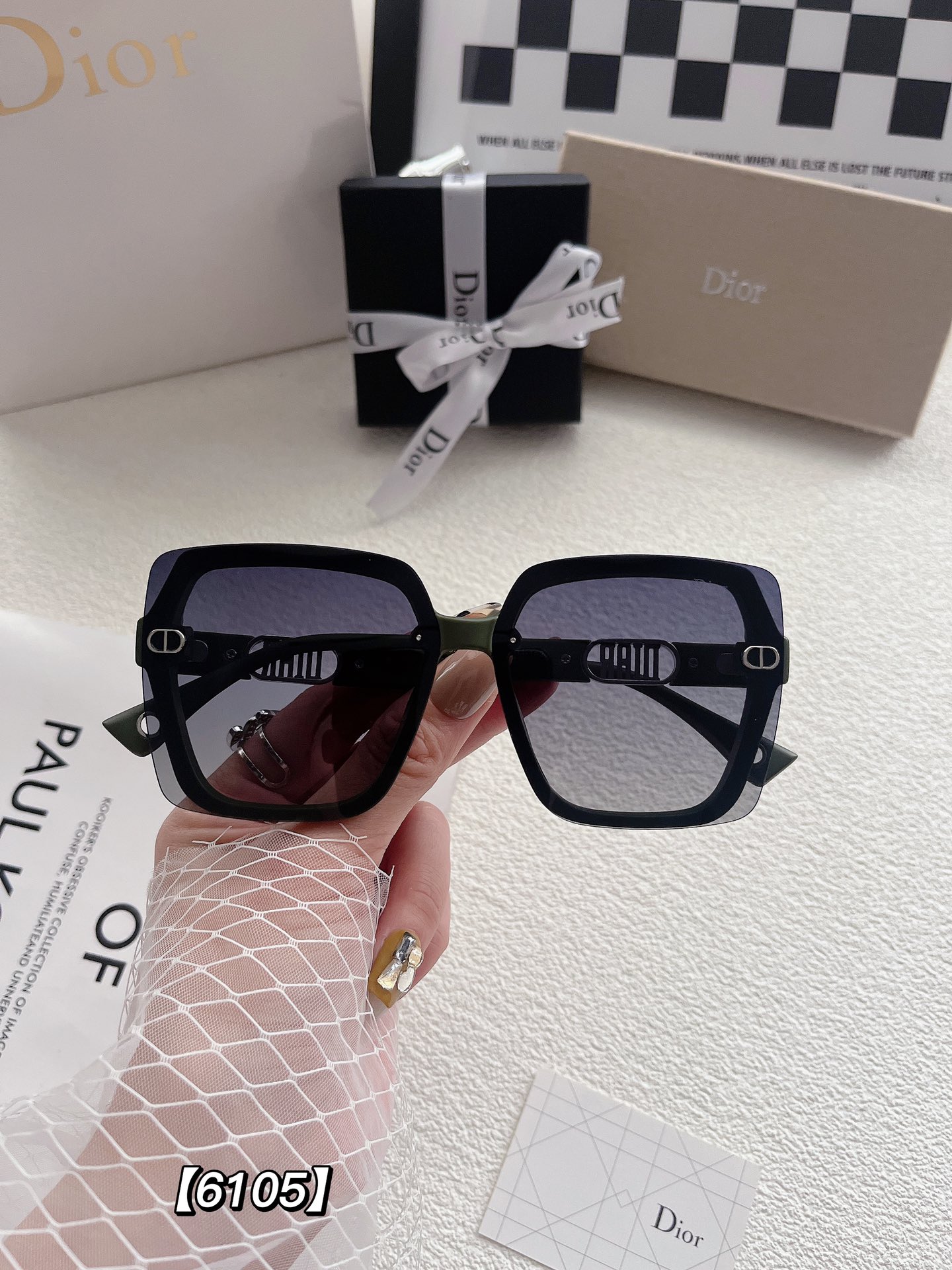 D style women fashion sunglasses-Luxeon