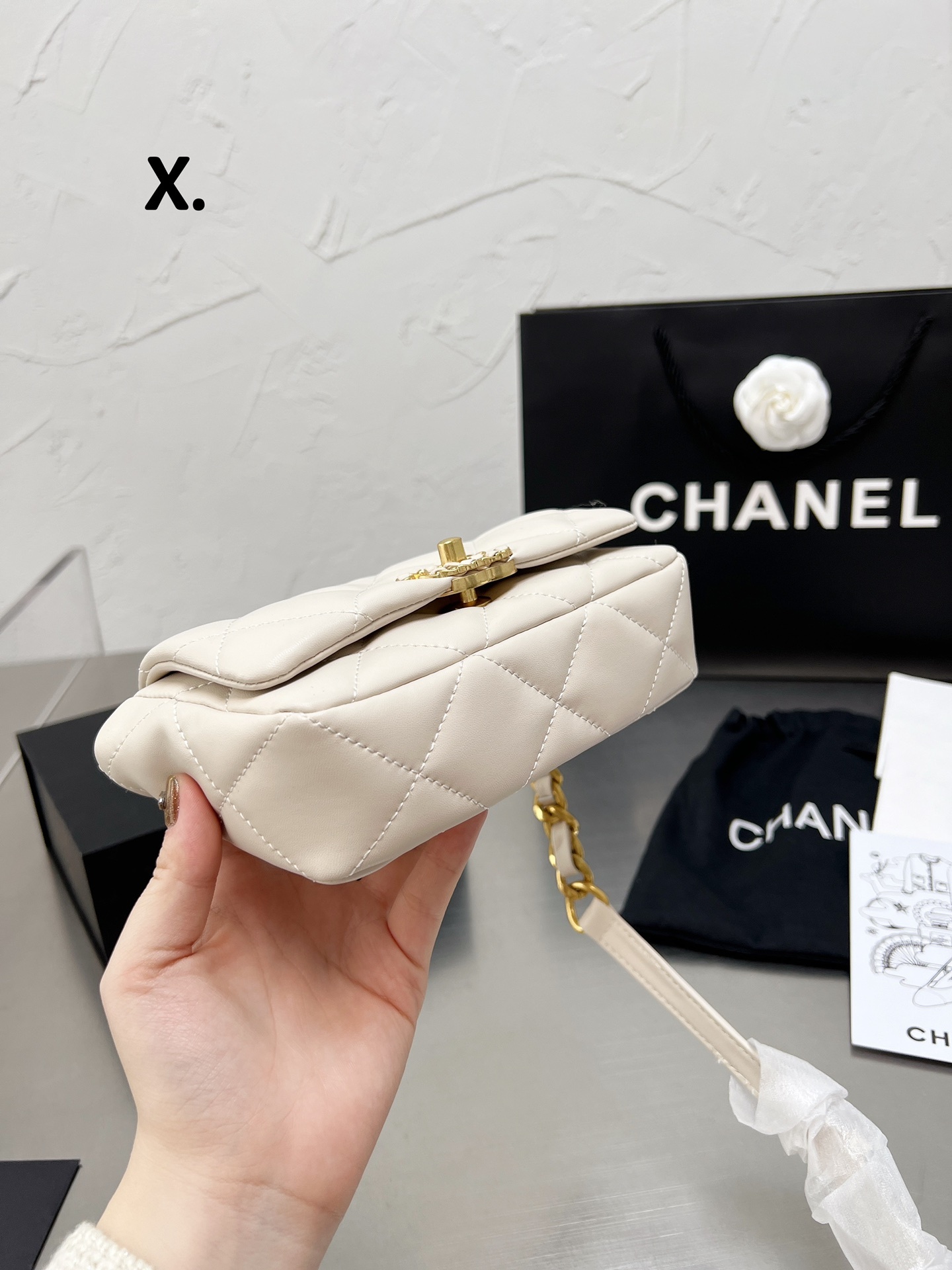 C style Shoulder Bags Handbags-Luxeon