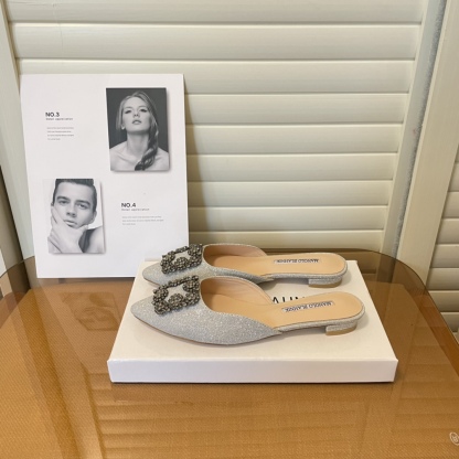 Manolo Blahnik pointed toe flat slippers-Luxeon