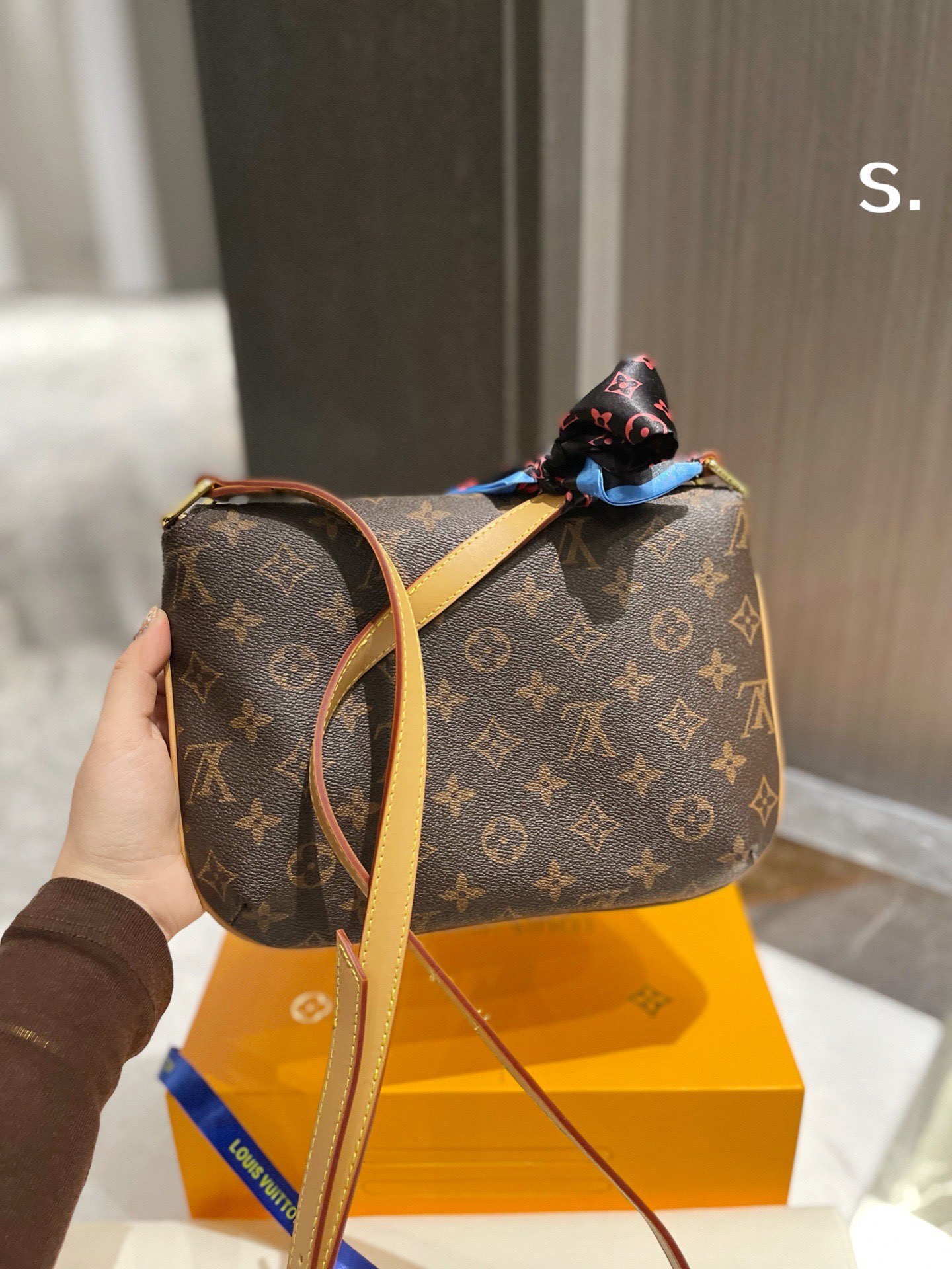 L style bag Handbags Vintage Bags-Luxeon