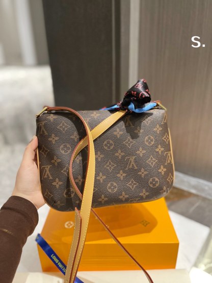 L style bag Handbags Vintage Bags-Luxeon