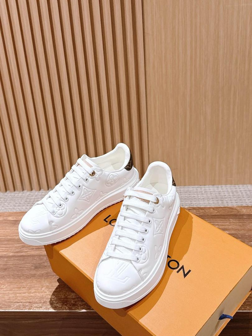 Printed casual shoes