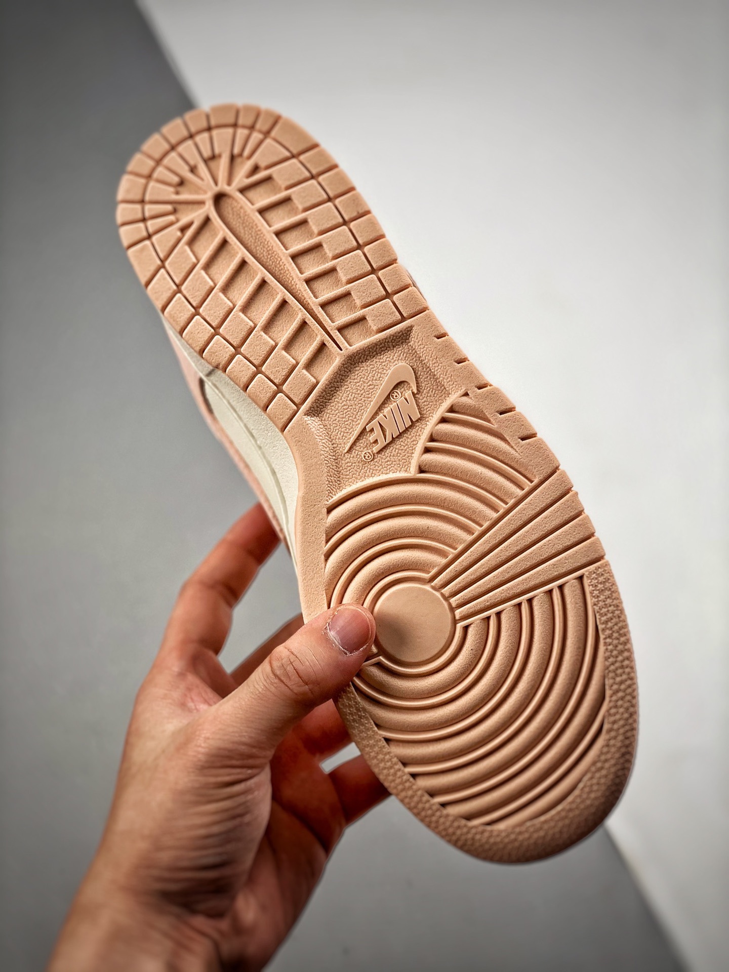 . SB Dunk Low "UNLV" sneakers-Luxeon